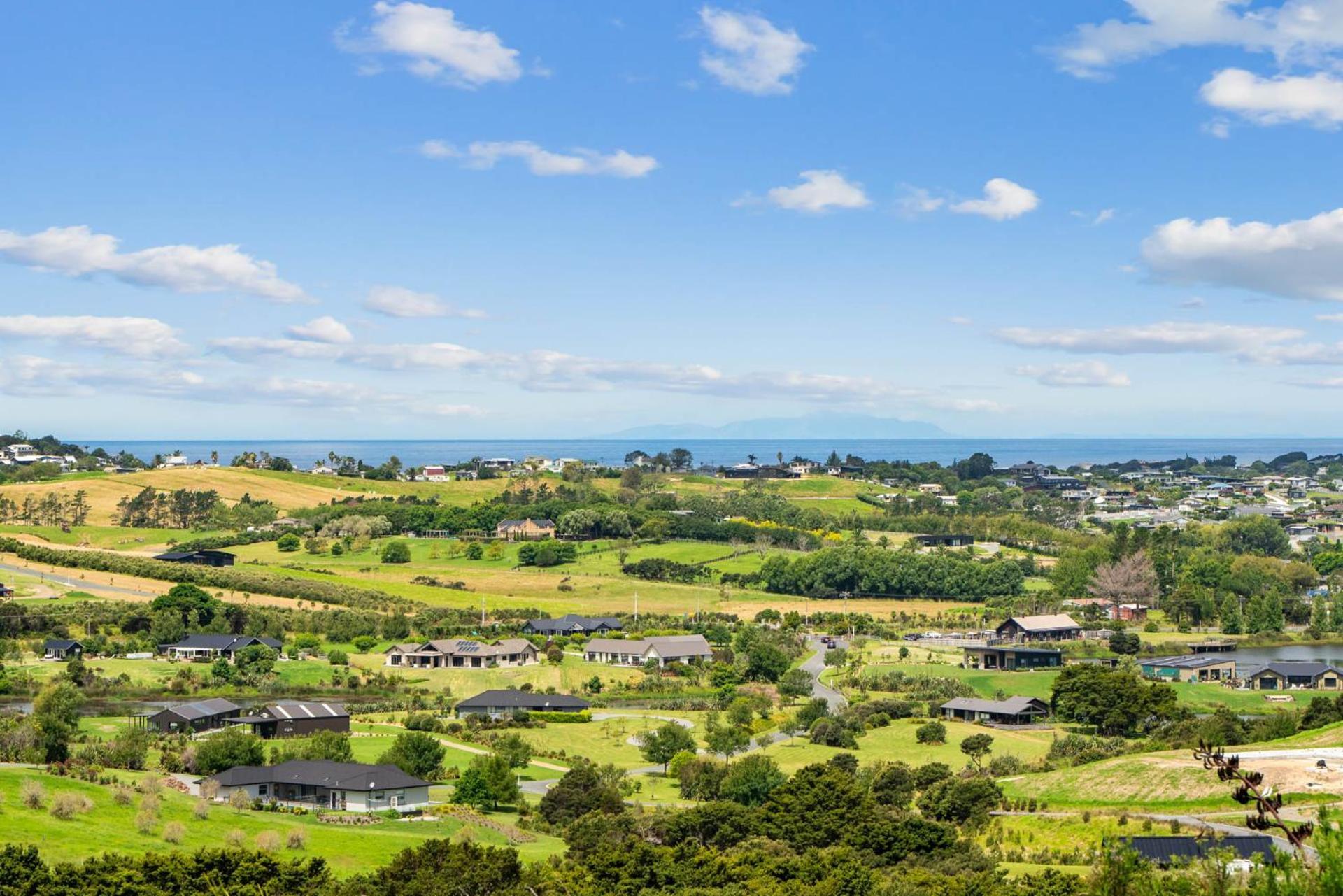 Mangawhai Magic - Mangawhai Heads Holiday Home Eksteriør billede